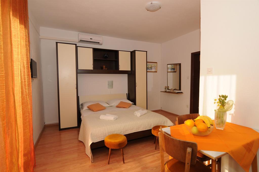 Apartments Katica Makarska Exterior photo